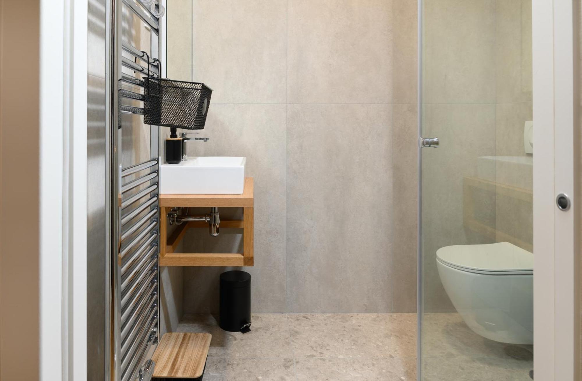 Lilija Apartments Trzin Экстерьер фото