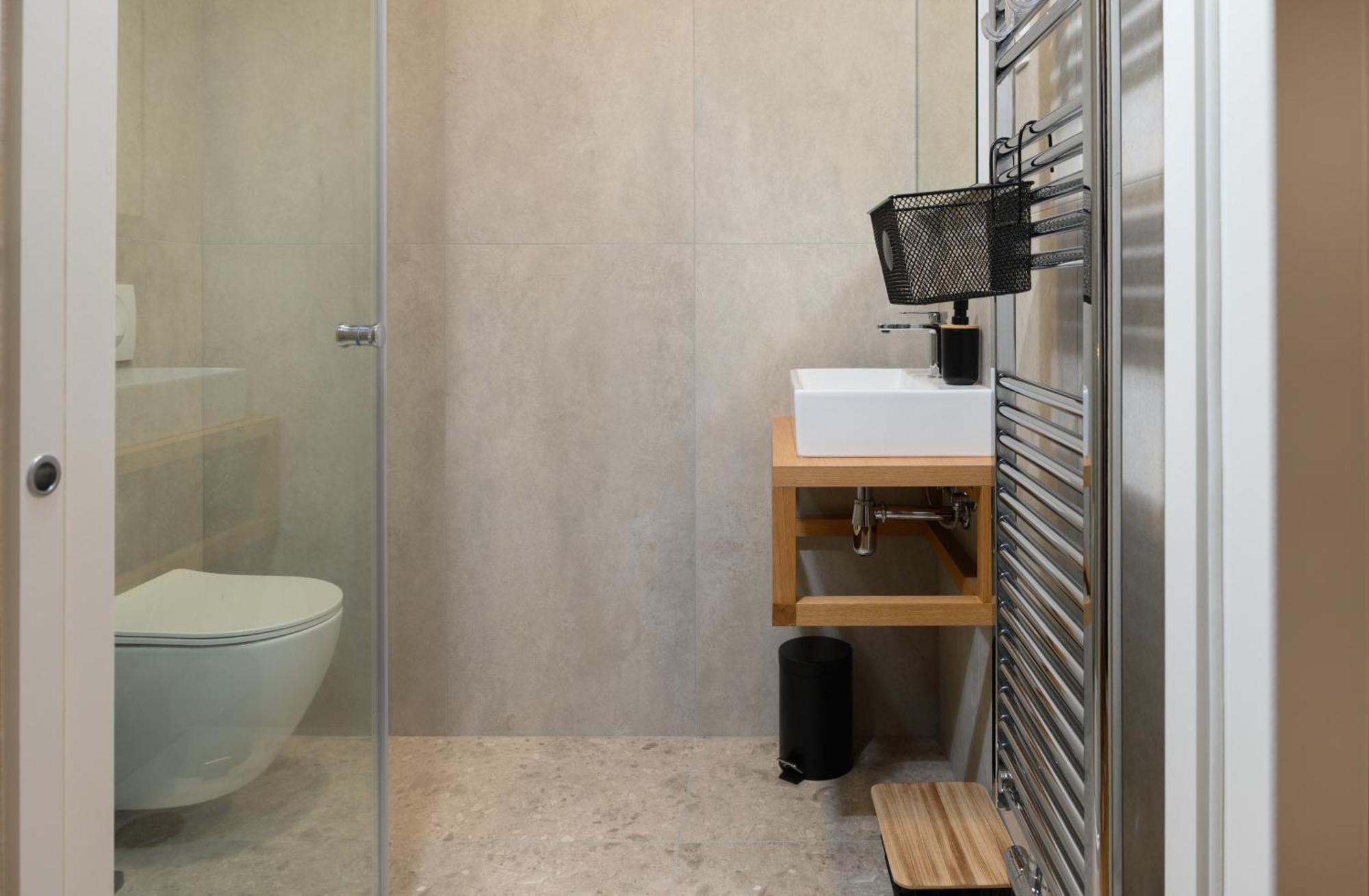 Lilija Apartments Trzin Экстерьер фото