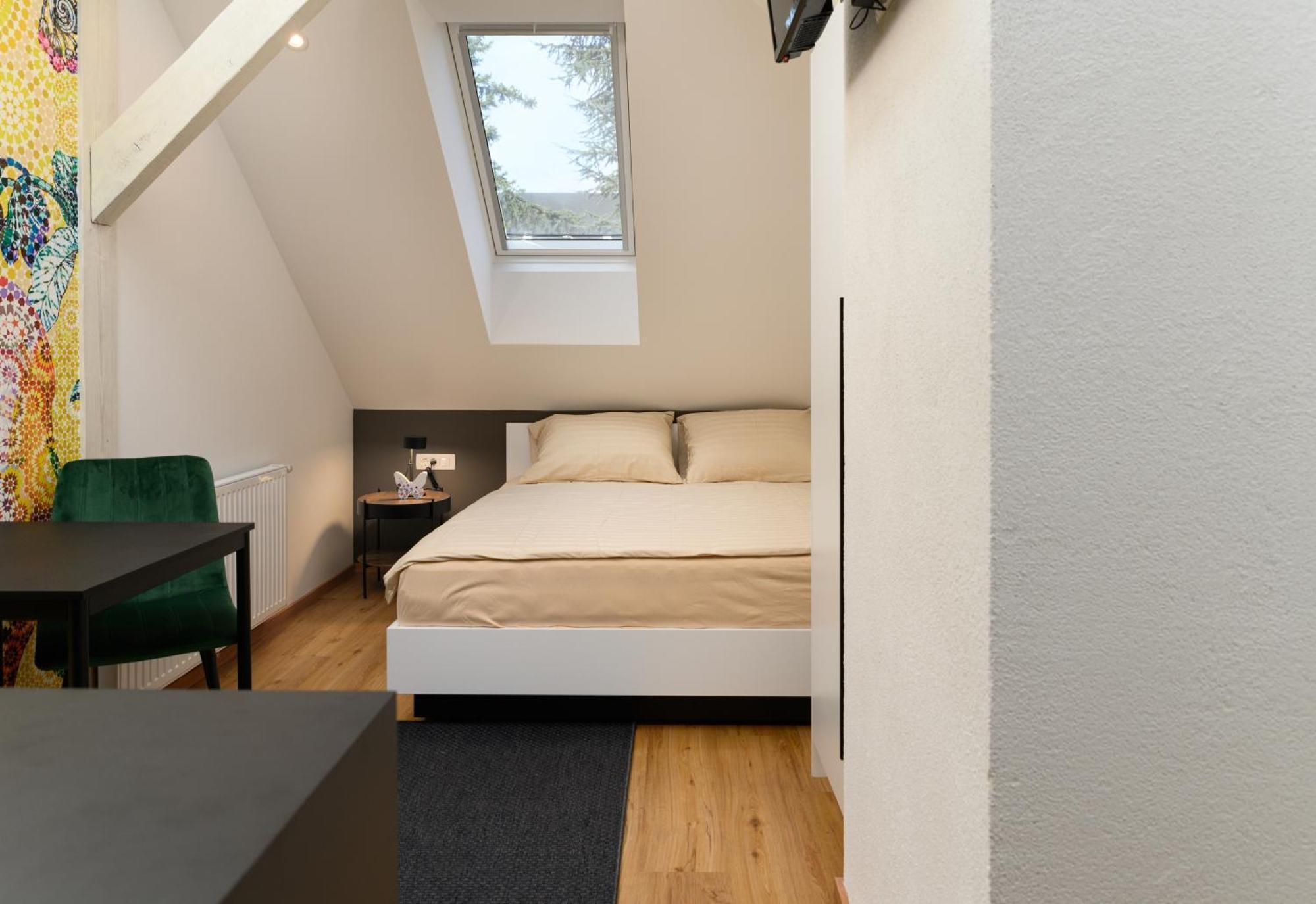 Lilija Apartments Trzin Экстерьер фото